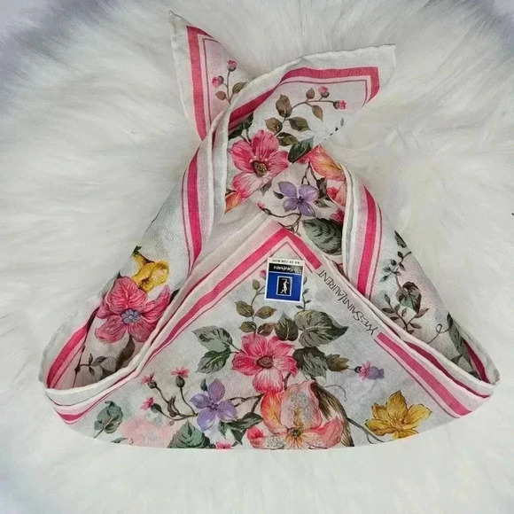 YS  Floral Pattern Design Neckerchief - Picture 3 of 7